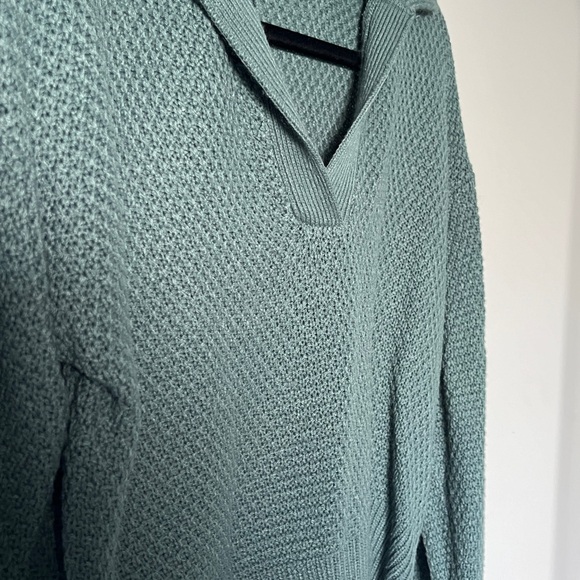 Bluenotes size small blue cropped fitted sweater knit - Picture 3 of 3